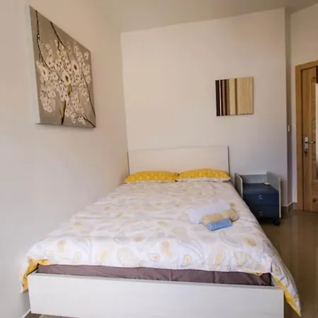 Duplex Penthouse With Large Terrace And Views Gzira