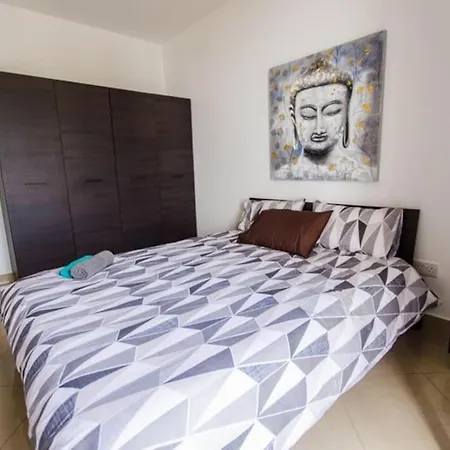 Duplex Penthouse With Large Terrace And Views * Gzira